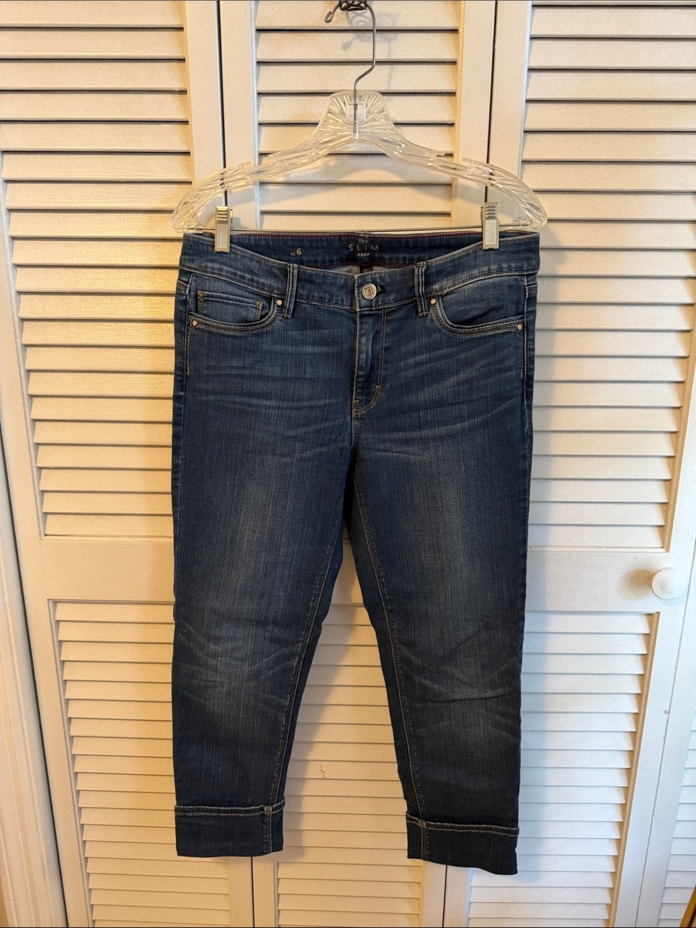 White House Black Market Slim Crop Jeans in Dark Blue